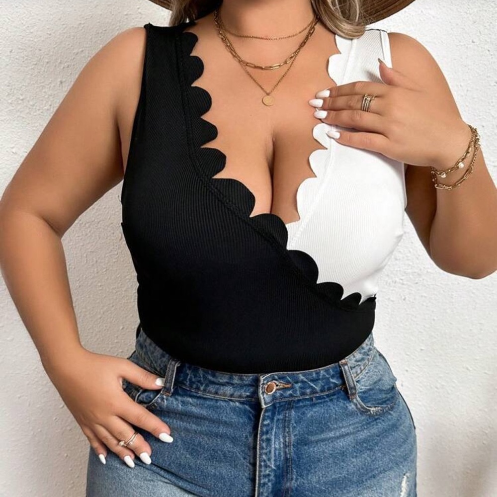 Celure Plus Two Tone Scallop Trim Tank Bodysuit